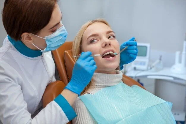 La importancia de las visitas regulares al dentista: el camino hacia una sonrisa más saludable